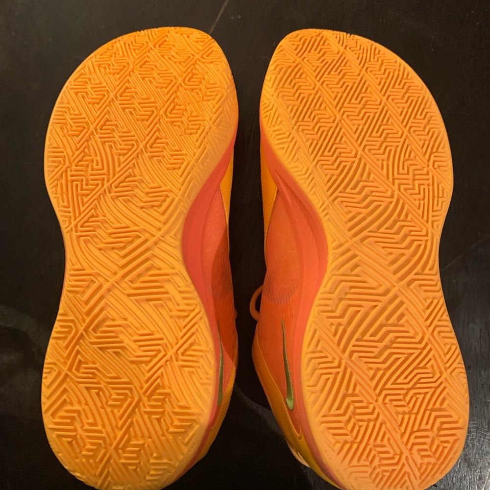 Giannas FREAK Orange. Brand new, never worn! - Picture 5 of 9